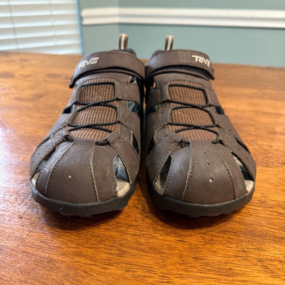Teva Forebay Brown Men's Sandals size 12 - Picture 4 of 9